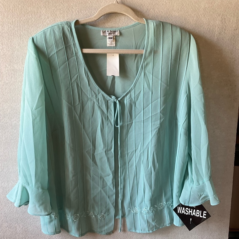 Lady Dorby sheer cardigan NWT 3/4 sleeve. Mint green. Size 18 W